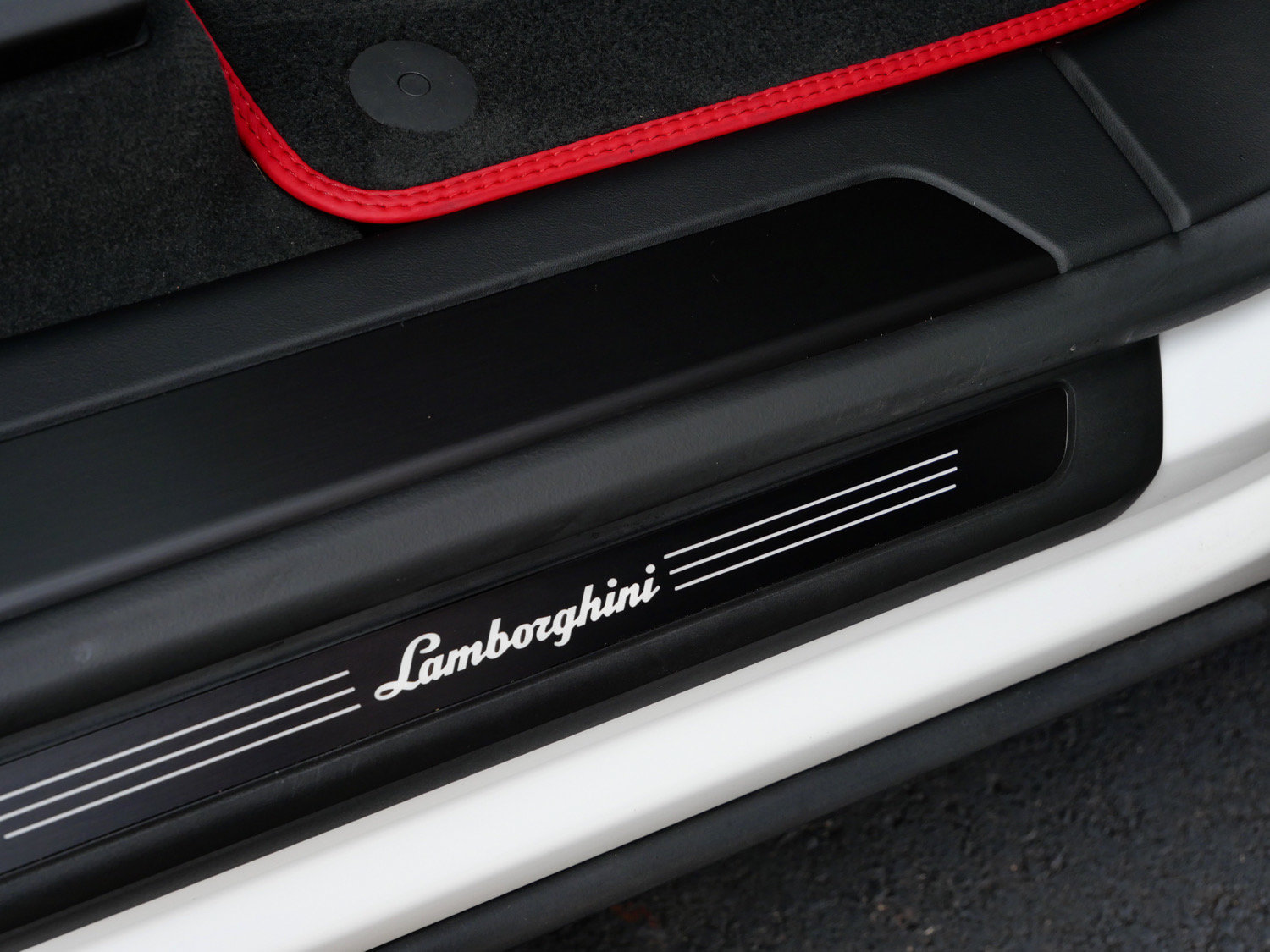 Used 2023 Lamborghini Urus S AWD/4WD image 26