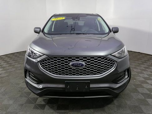 Used 2023 Ford Edge SEL w/ Convenience Package image 4