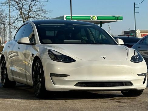 Used 2022 Tesla Model 3 Performance image 14