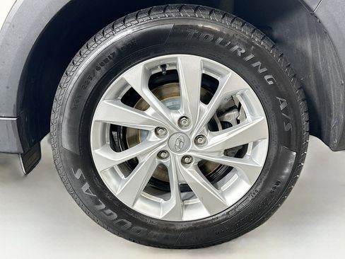 Used 2019 Hyundai Tucson Value image 11