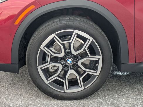 Used 2025 BMW X2 xDrive28i image 9