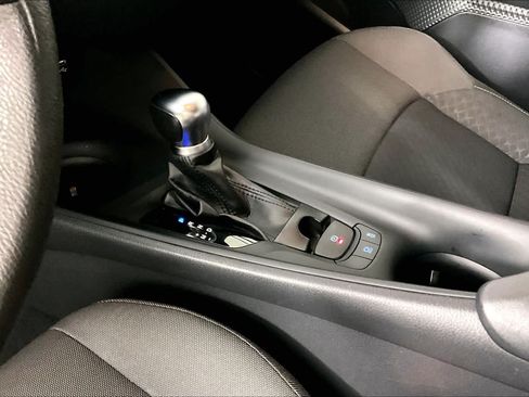 Used 2020 Toyota C-HR LE FWD image 15