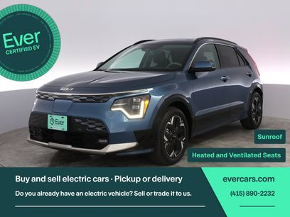Used 2024 Kia Niro Wave w/ Wave Preserve Package