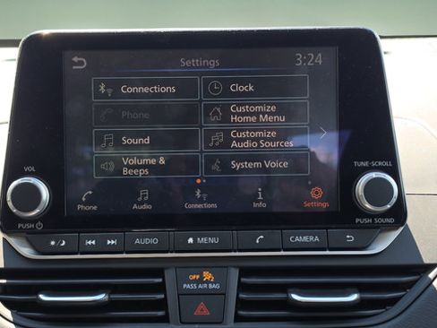 Certified 2025 Nissan Altima 2.5 S FWD image 25