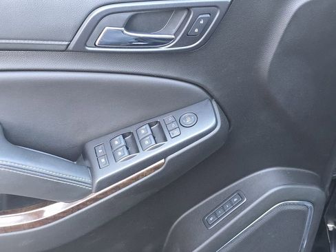 Used 2019 Chevrolet Tahoe LT w/ LT Signature Package image 36