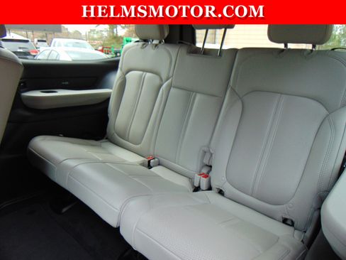 Certified 2025 Jeep Wagoneer 4WD image 43