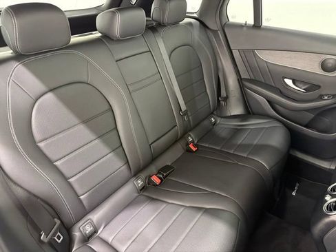 Used 2022 Mercedes-Benz GLC 300 4MATIC image 22