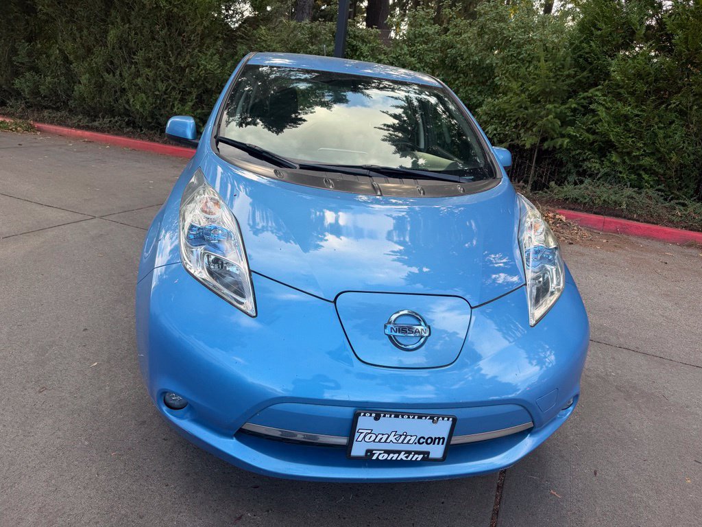 Used 2013 Nissan Leaf SL FWD image 9