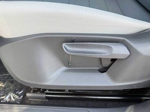 New 2026 Volkswagen Taos S FWD image 8