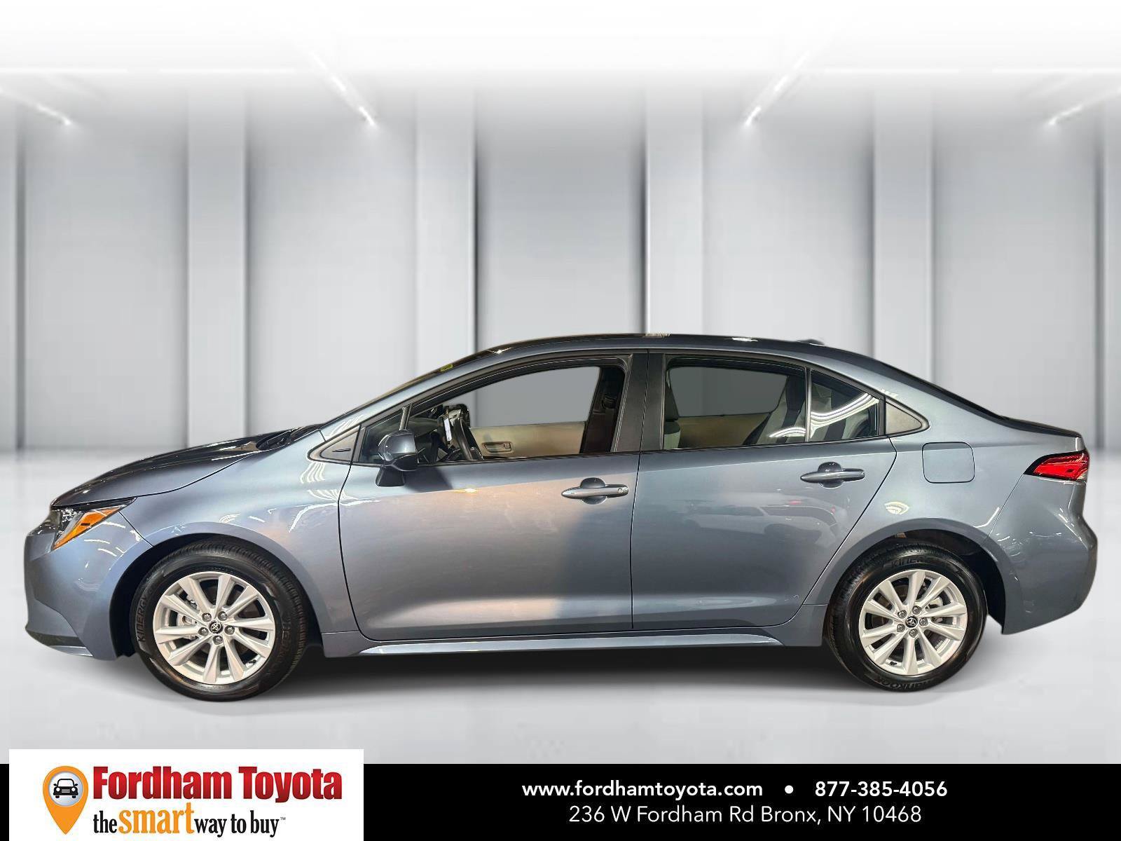 Used 2026 Toyota Corolla LE w/ LE Premium Package FWD image 8