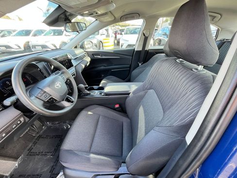 Used 2025 Toyota Camry LE image 25