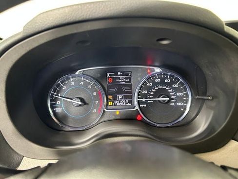 Used 2017 Subaru Forester 2.5i Premium AWD/4WD image 19