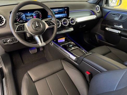 Certified 2025 Mercedes-Benz GLB 250 image 7