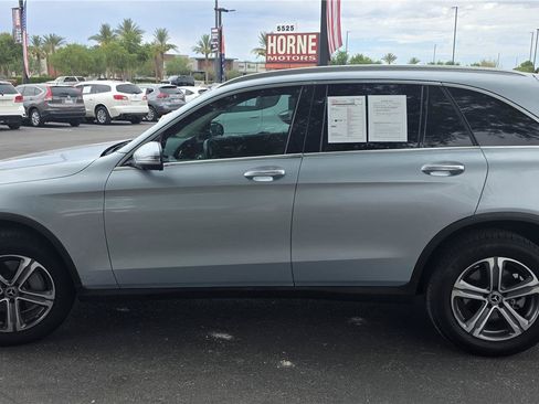 Used 2018 Mercedes-Benz GLC 300 4MATIC image 7