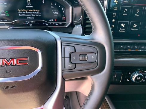 Used 2024 GMC Sierra 1500 Elevation w/ Elevation Premium Package AWD/4WD image 18