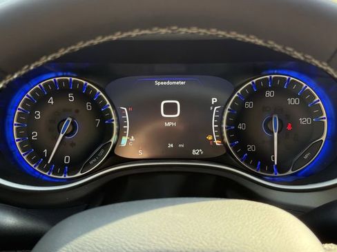 New 2026 Chrysler Pacifica Select w/ S Appearance Package image 26