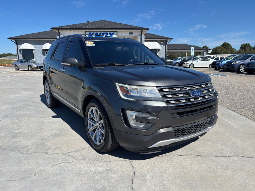 Used 2016 Ford Explorer Limited FWD image 2