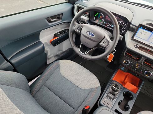 Used 2023 Ford Maverick XLT w/ XLT Luxury Package image 12