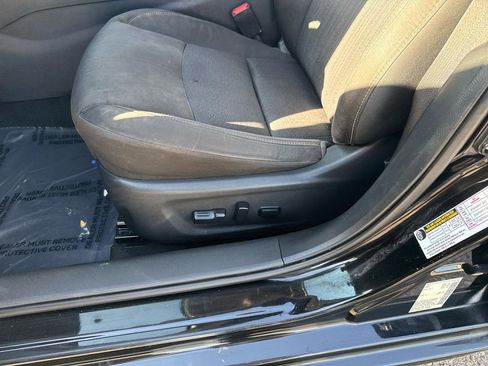 Used 2021 Nissan Altima 2.5 SV w/ SV Premium Package image 11