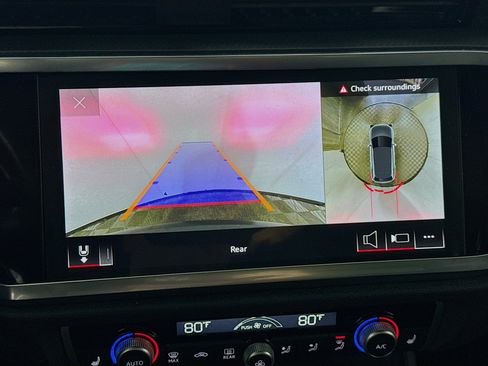 Used 2023 Audi Q3 2.0T Premium Plus w/ Premium Plus Package image 2