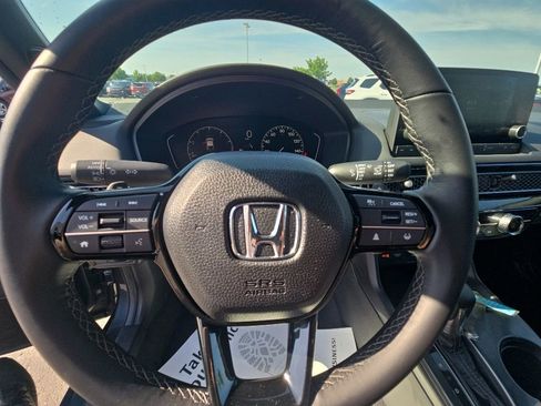 Certified 2025 Honda Civic Sport image 15