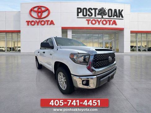 Used 2019 Toyota Tundra SR5 w/ SR5 Upgrade Package AWD/4WD image 18