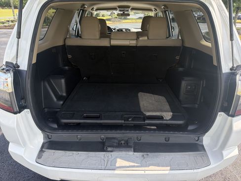 Used 2015 Toyota 4Runner SR5 RWD image 30