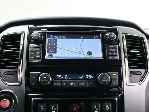 Used 2017 Nissan Titan Platinum Reserve image 20