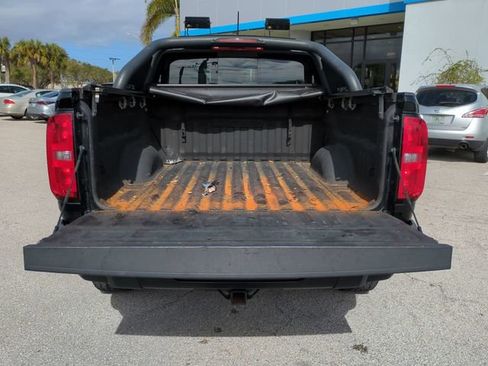 Used 2019 Chevrolet Colorado ZR2 w/ ZR2 Midnight Special Edition image 14