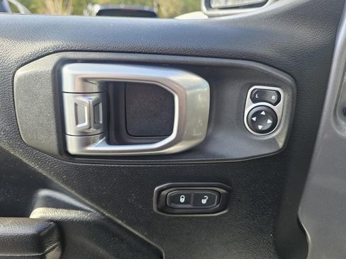 Used 2020 Jeep Wrangler Unlimited Sport S image 13