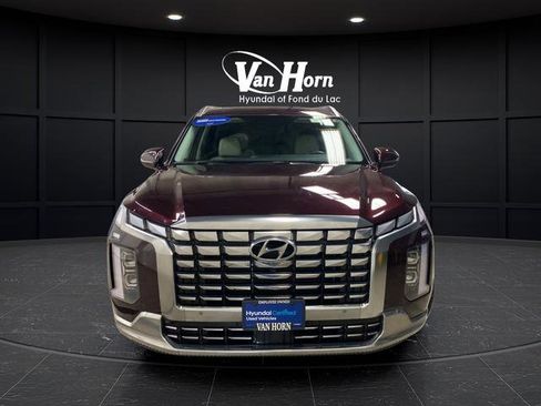 Used 2024 Hyundai Palisade Calligraphy AWD/4WD image 2