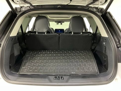 Used 2026 Lincoln Aviator Reserve AWD/4WD image 34