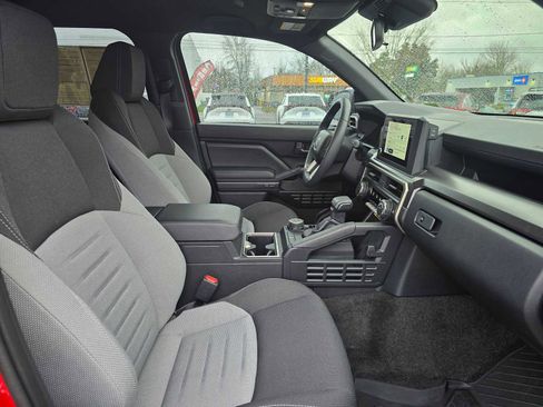 Certified 2025 Toyota 4Runner TRD Off-Road image 11