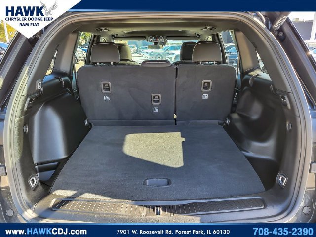 Certified 2025 Jeep Grand Cherokee Laredo X w/ Luxury Tech Group I AWD/4WD image 24