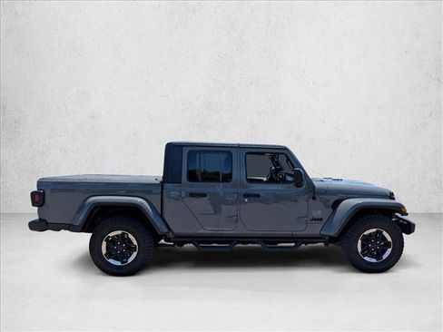 Used 2023 Jeep Gladiator Sport AWD/4WD image 4