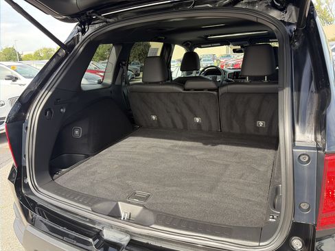 Certified 2024 Honda Passport EX-L image 12