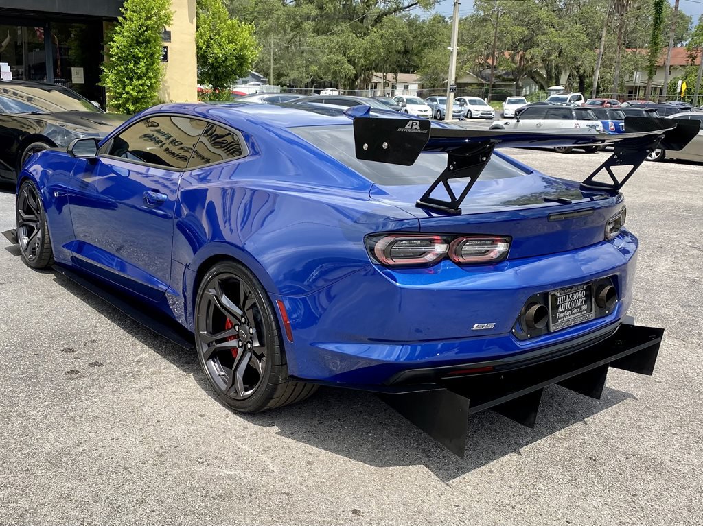 Used 2020 Chevrolet Camaro SS RWD image 15