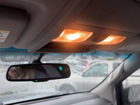 Used 2018 Nissan Frontier PRO-4X image 17