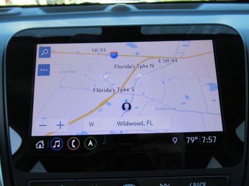 Used 2020 Chevrolet Equinox LT FWD image 27