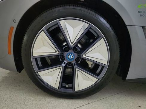 Used 2023 BMW i4 eDrive35 w/ Premium Package RWD image 57