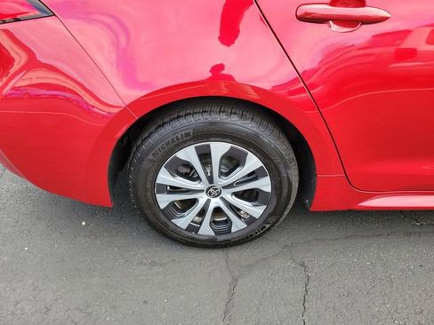 Used 2020 Toyota Corolla LE image 20