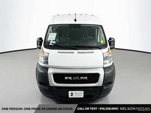 Used 2022 RAM ProMaster 2500 w/ Driver Convenience Group FWD image 2