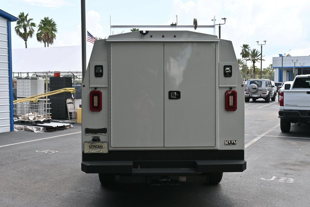 New 2025 Chevrolet Express 3500 w/ Power Convenience Package RWD image 4