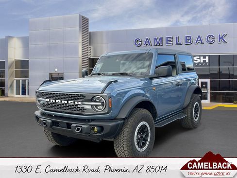Used 2025 Ford Bronco Badlands w/ Sasquatch Package AWD/4WD image 1