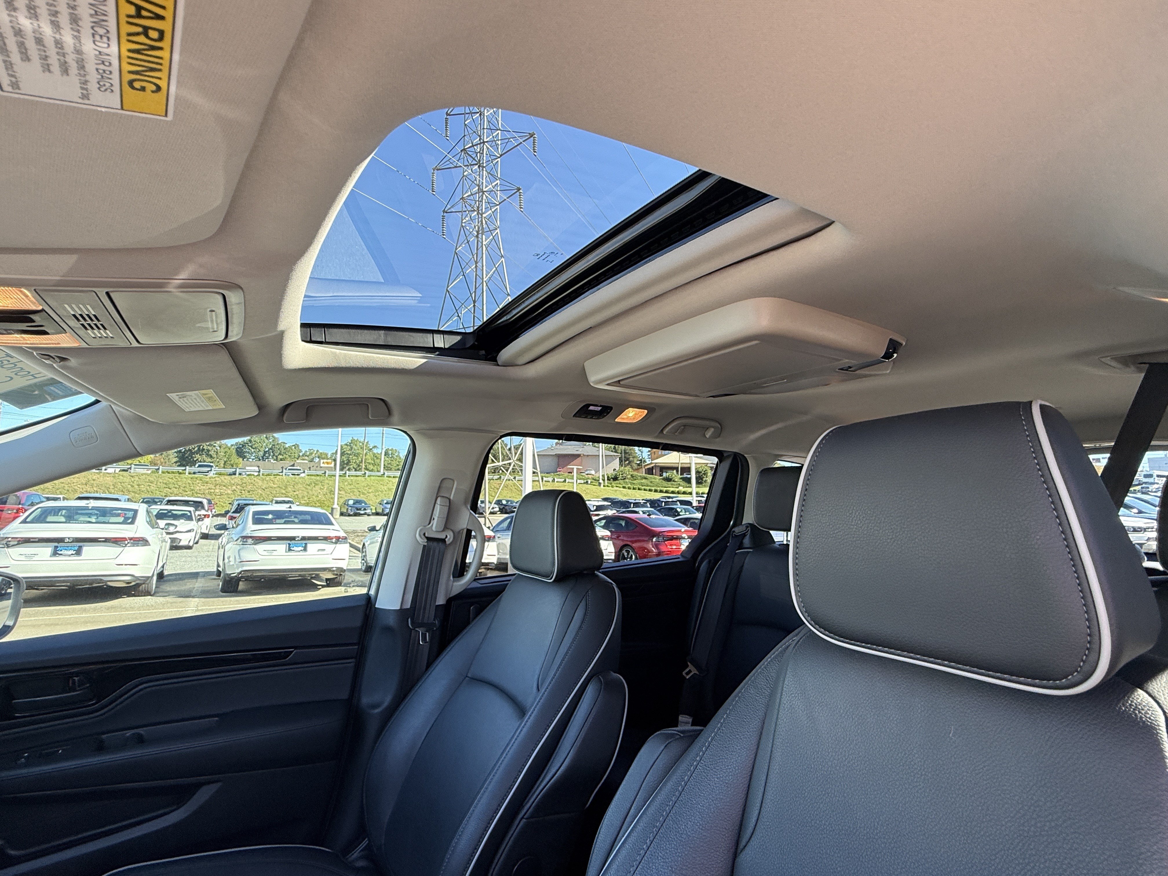 Used 2025 Honda Odyssey Touring image 28