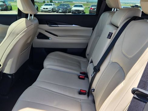 Used 2023 INFINITI QX60 Sensory w/ Vision Package AWD/4WD image 10