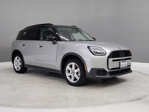 Used 2025 MINI Cooper Countryman S image 29