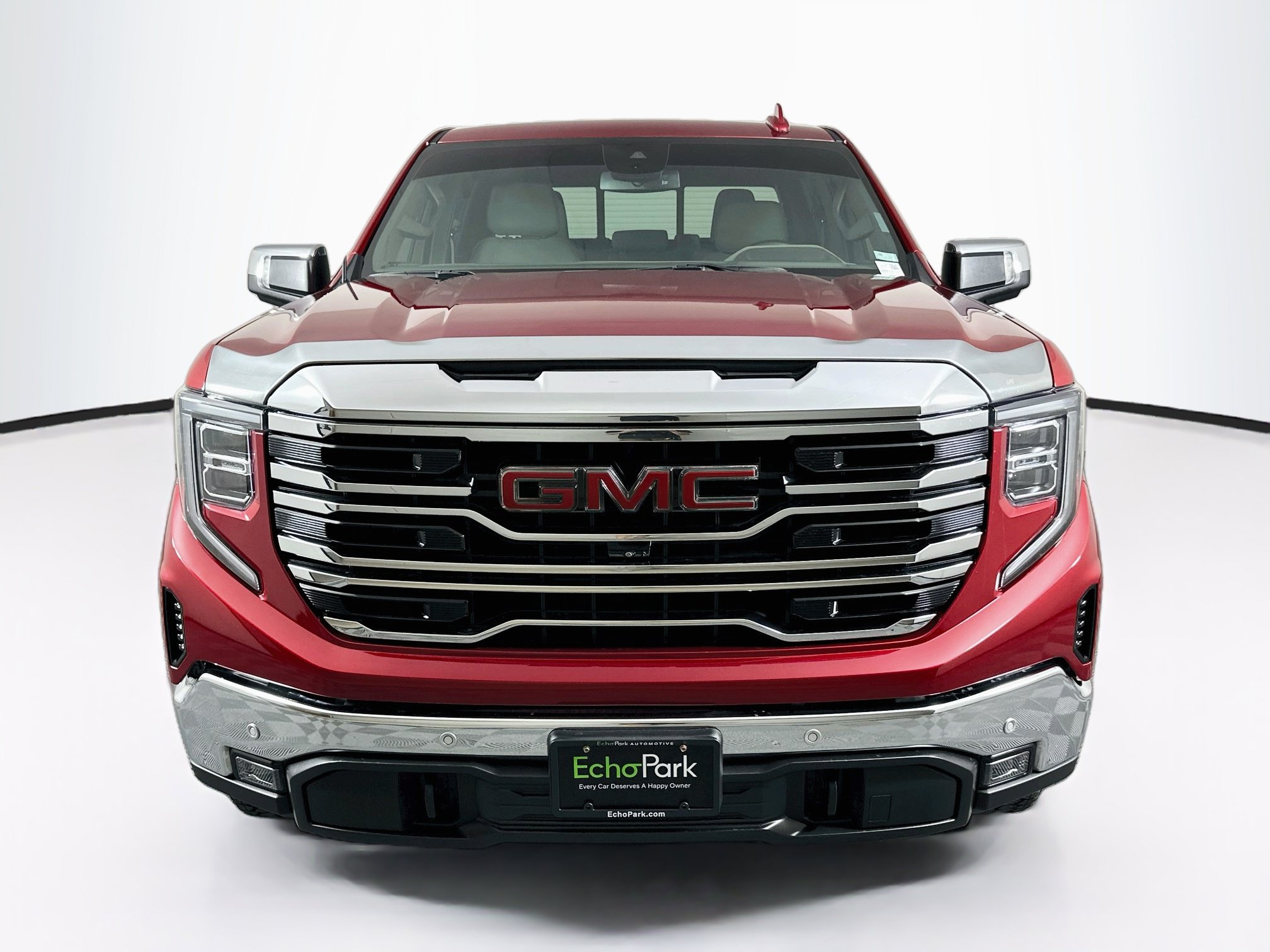 Used 2023 GMC Sierra 1500 SLT w/ SLT Premium Plus Package AWD/4WD image 2