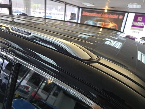 Used 2024 Jeep Wagoneer Series II w/ Flexible Seating Group image 42