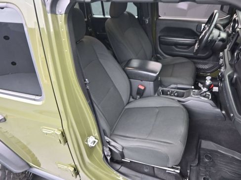 Used 2021 Jeep Wrangler Unlimited Sport AWD/4WD image 11